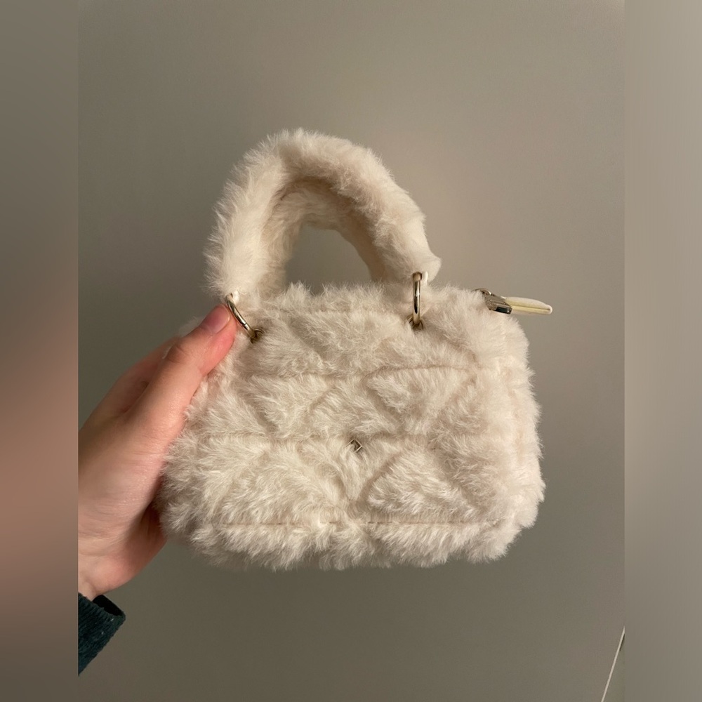 Mini fluffy bag